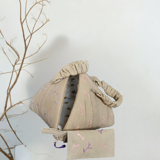 Orchid – Pyramid Style Handheld Bag